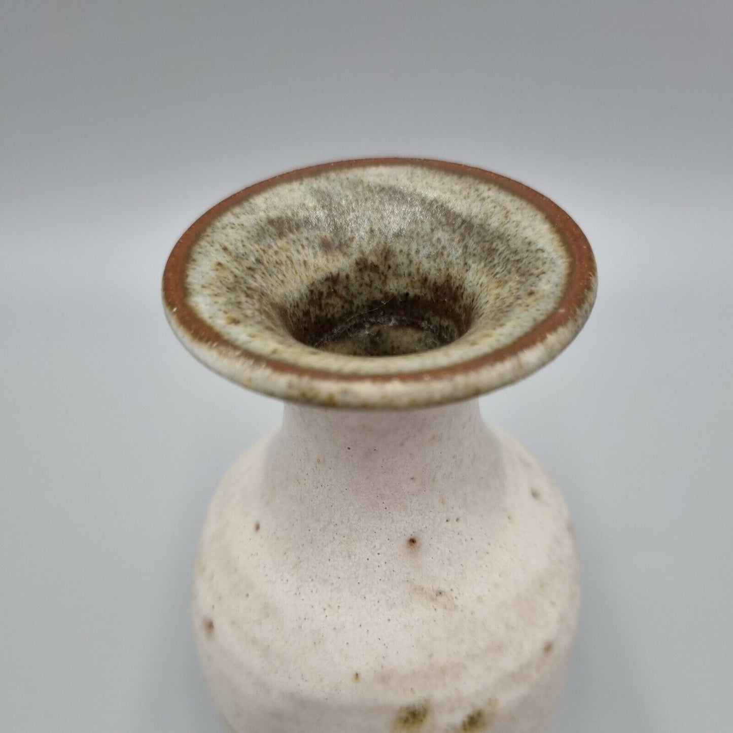 A Vintage Studio Pottery Square Posy / Bud Vase, Unmarked, VGC.