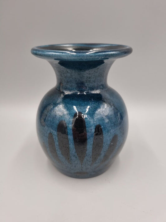 A Sheldon Studio Pottery Flared Bulb Vase, John & David Bishop.