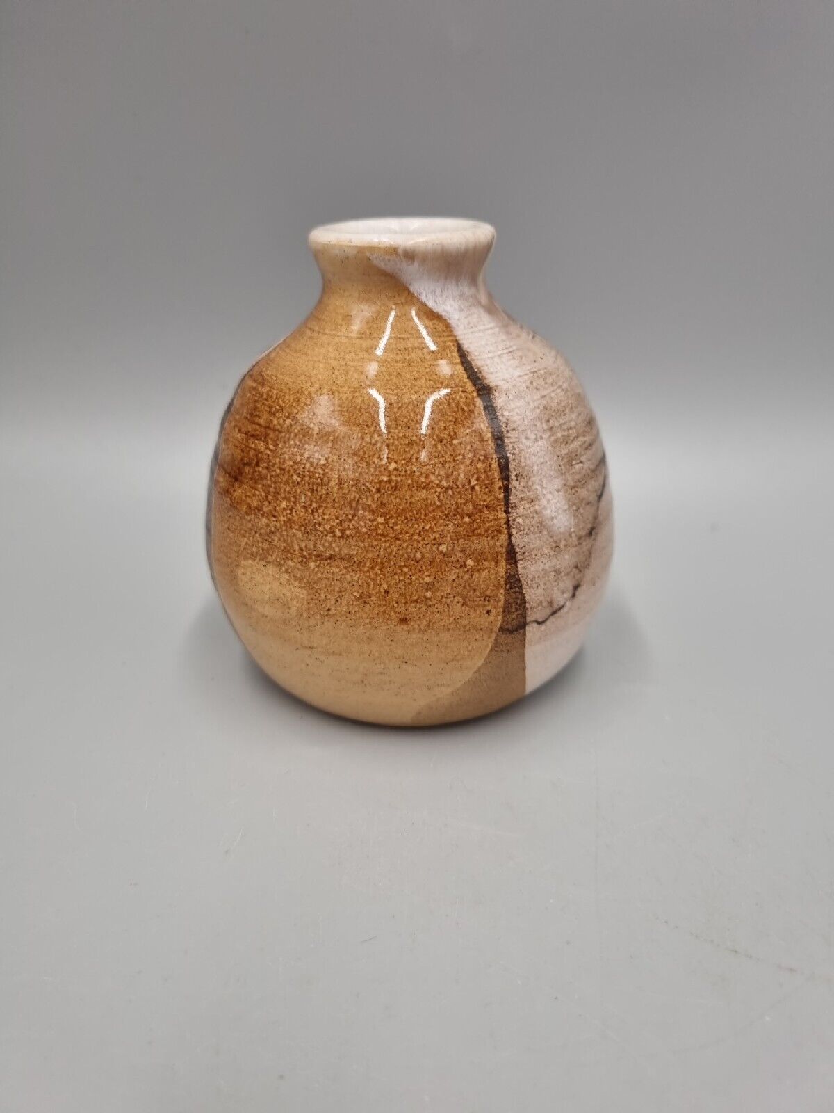 A Small Studio Pottery Posy / Bud Vase, Incised to base LP.