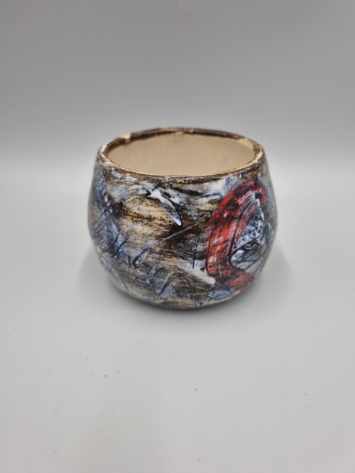 A Field Place Pottery Ceramic Tea Bowl / Cup By Jessica Jordan, Signed.