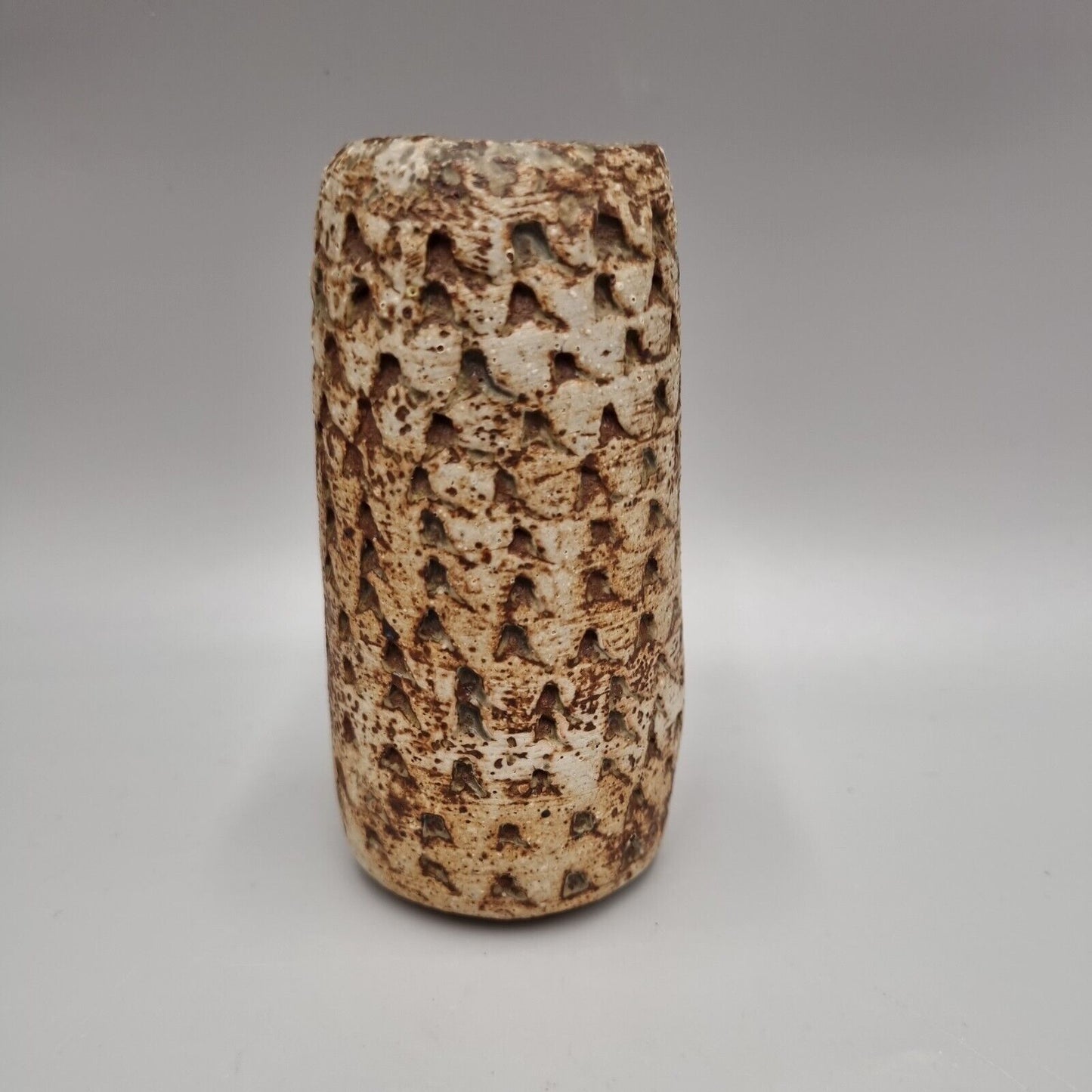 An Alan Wallwork Studio Pottery Impressed Short Cylinder Vase. VGC.