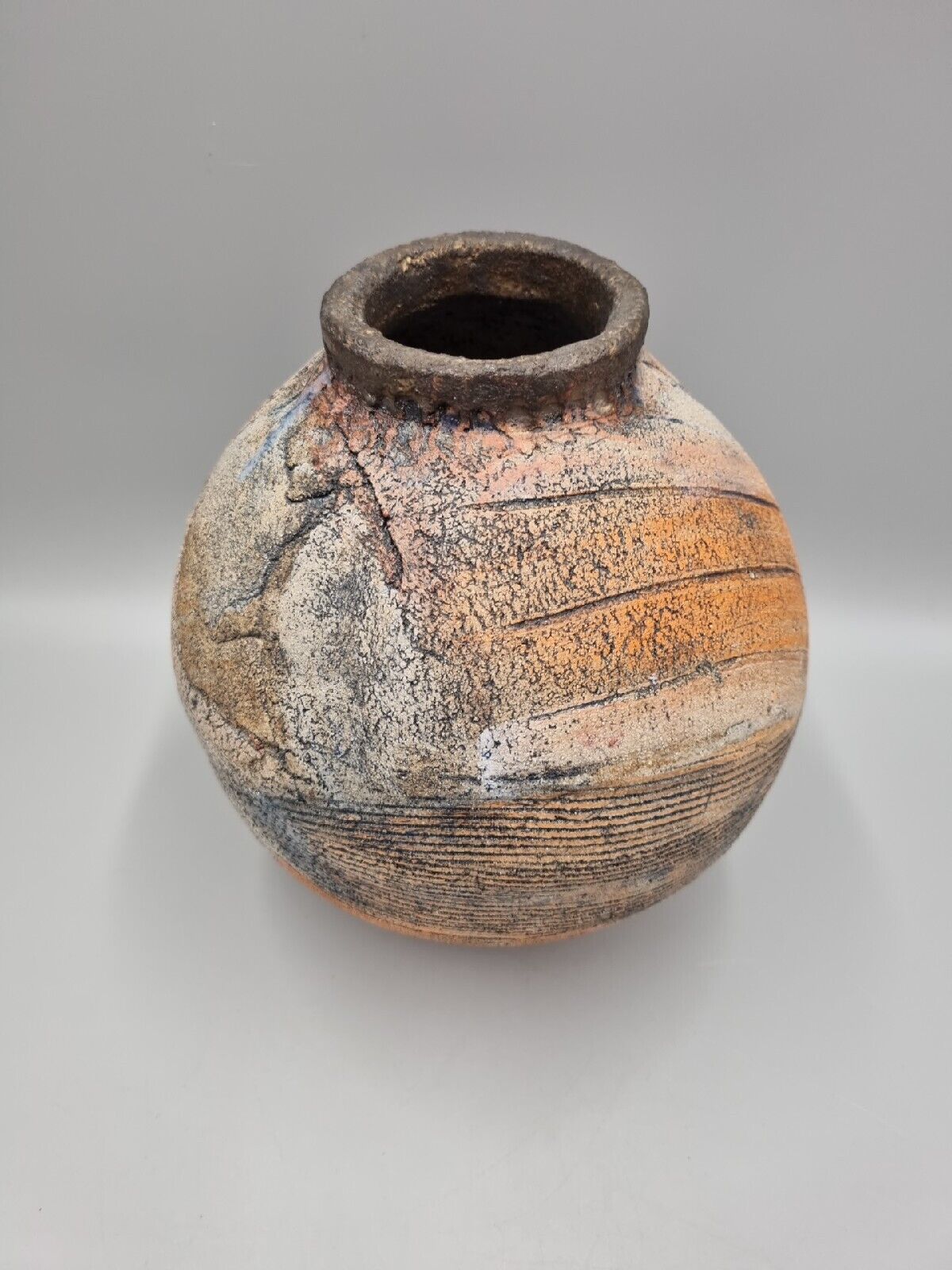 A Field Place Pottery Large Ceramic Moon Jar / Pot / Vase By Jessica Jordan.