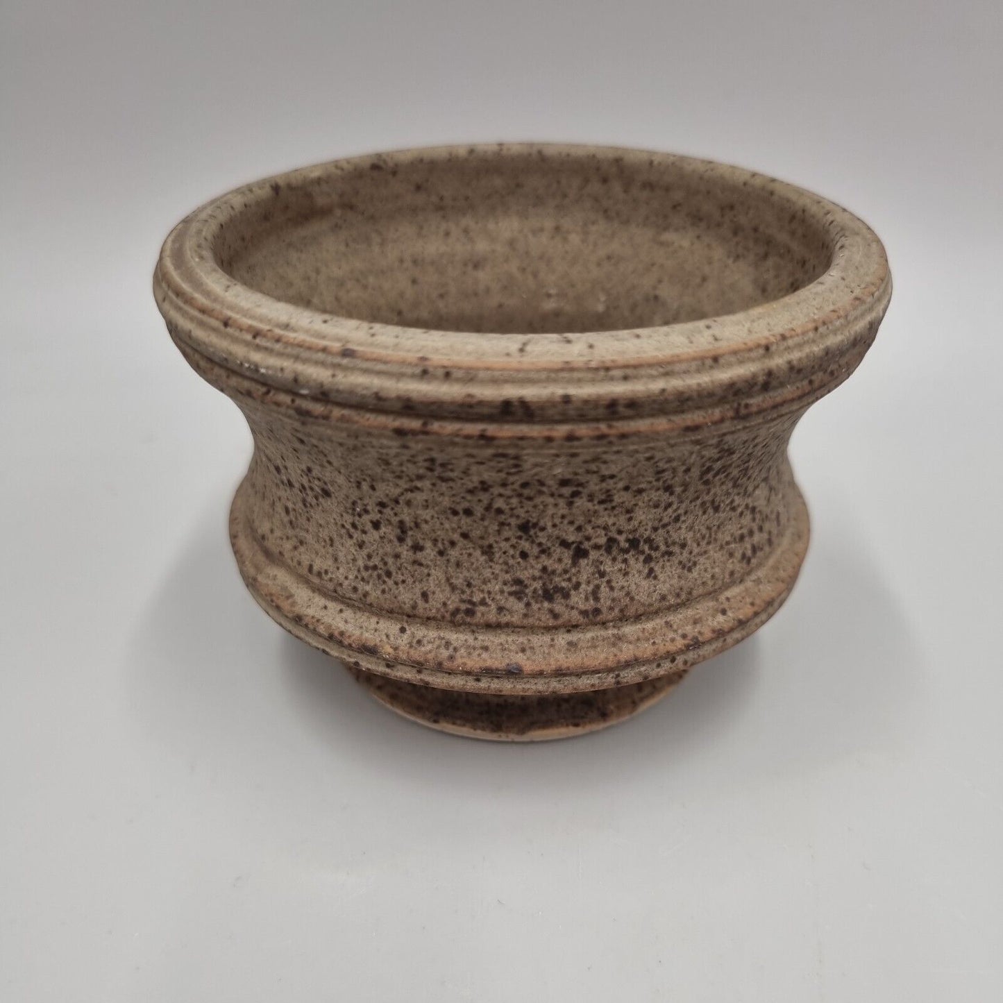 A Small Footed Pot / Bowl With Impressed 'W' Mark, Woods?