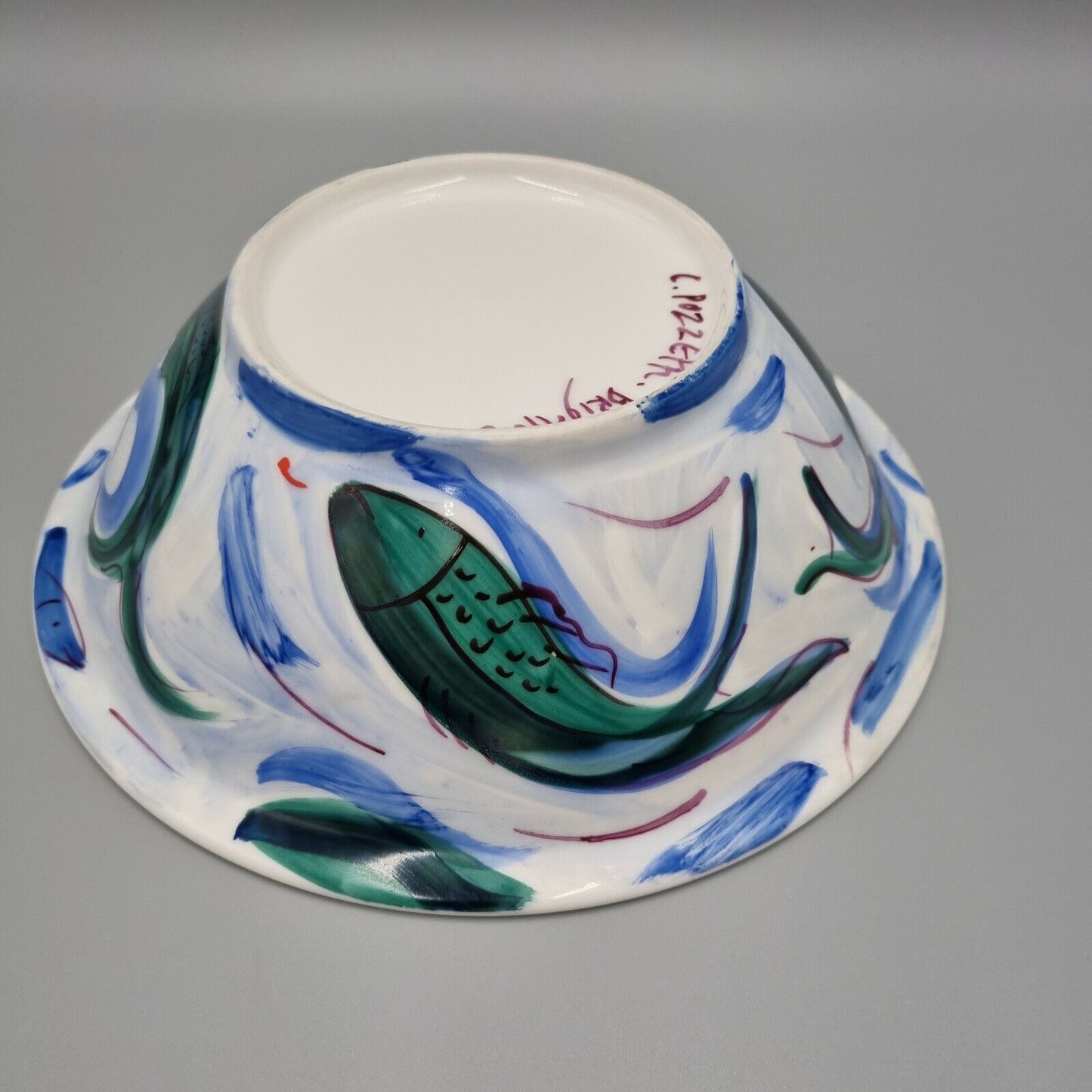 A Studio Pottery Bowl with hand painted fish decoration by C Pozzetti, Brighton.