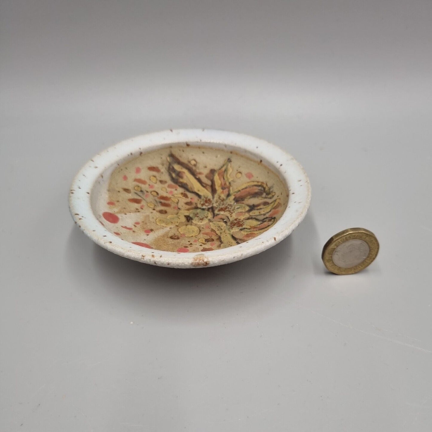 A Small Studio Pottery Footed Pin Dish / Bowl. VGC. Marked to Base.