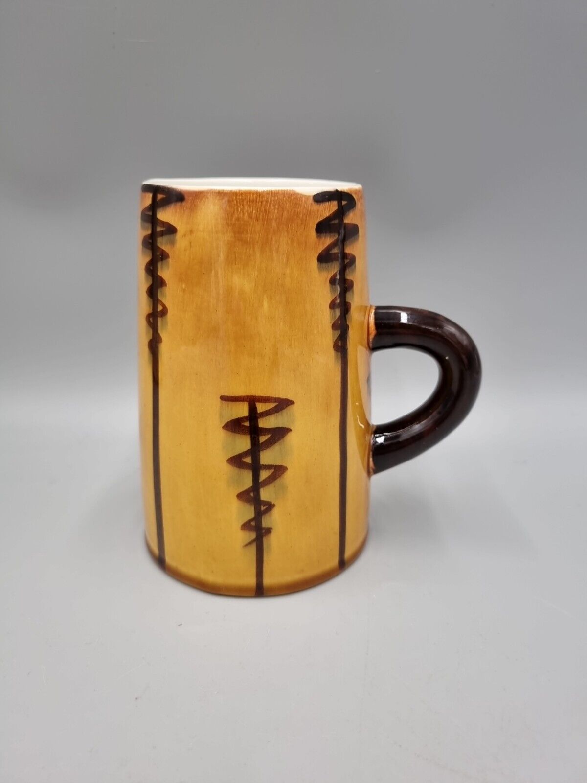 A Vintage Soviet Mug, Zik Konakovo Faience, USSR, 1970's.