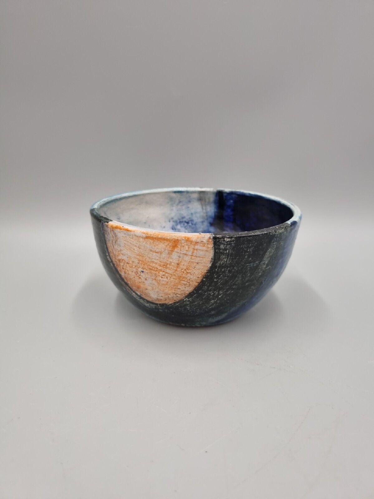 A Field Place Pottery Ceramic Bowl By Jessica Jordan, Signed.