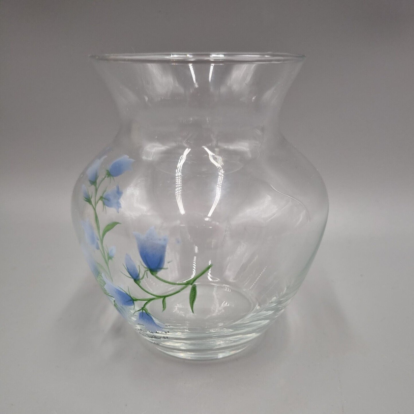 A Vintage Small Glass Vase Signed Jackie Lynd 1987, Sweden, Flowers.