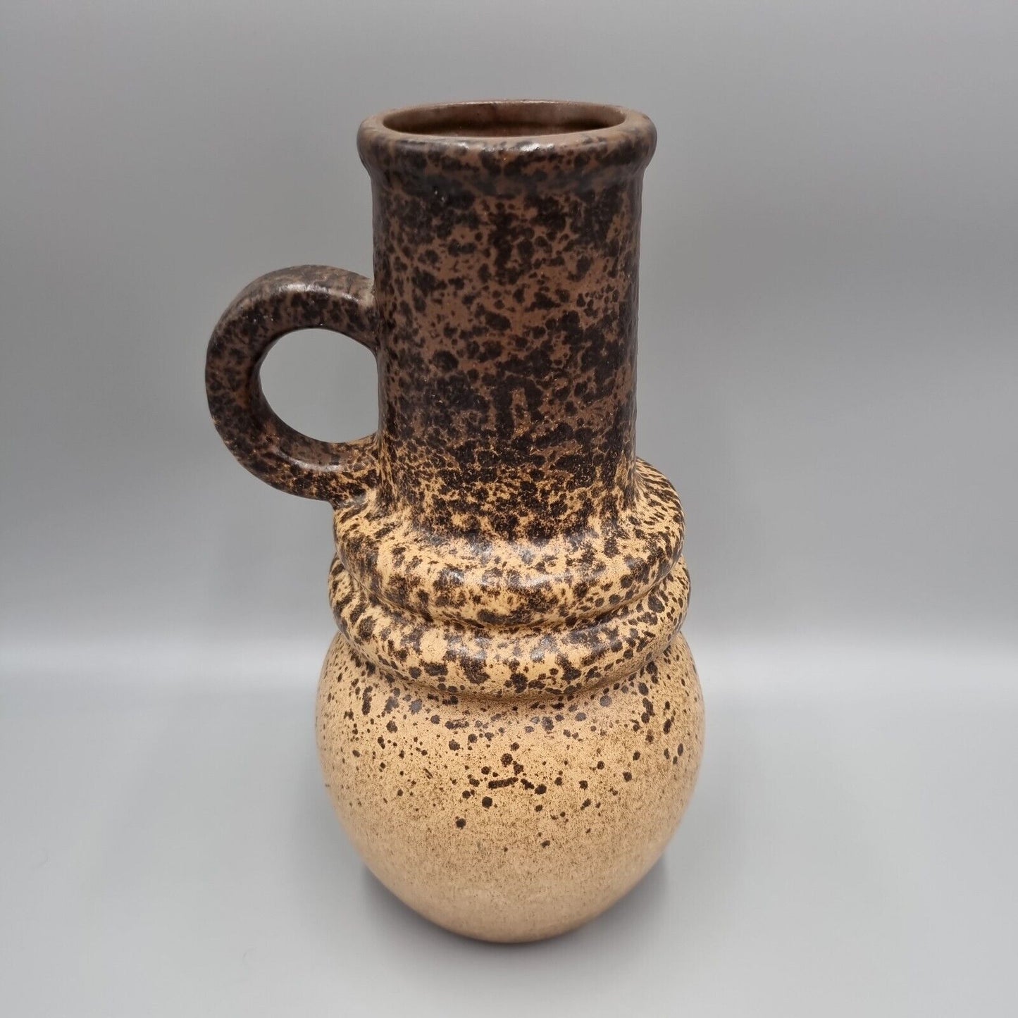 Scheurich  Vienna  by A. Seide tan Fat Lava Glaze Jug Vase WGP 70s  428 - 26cm