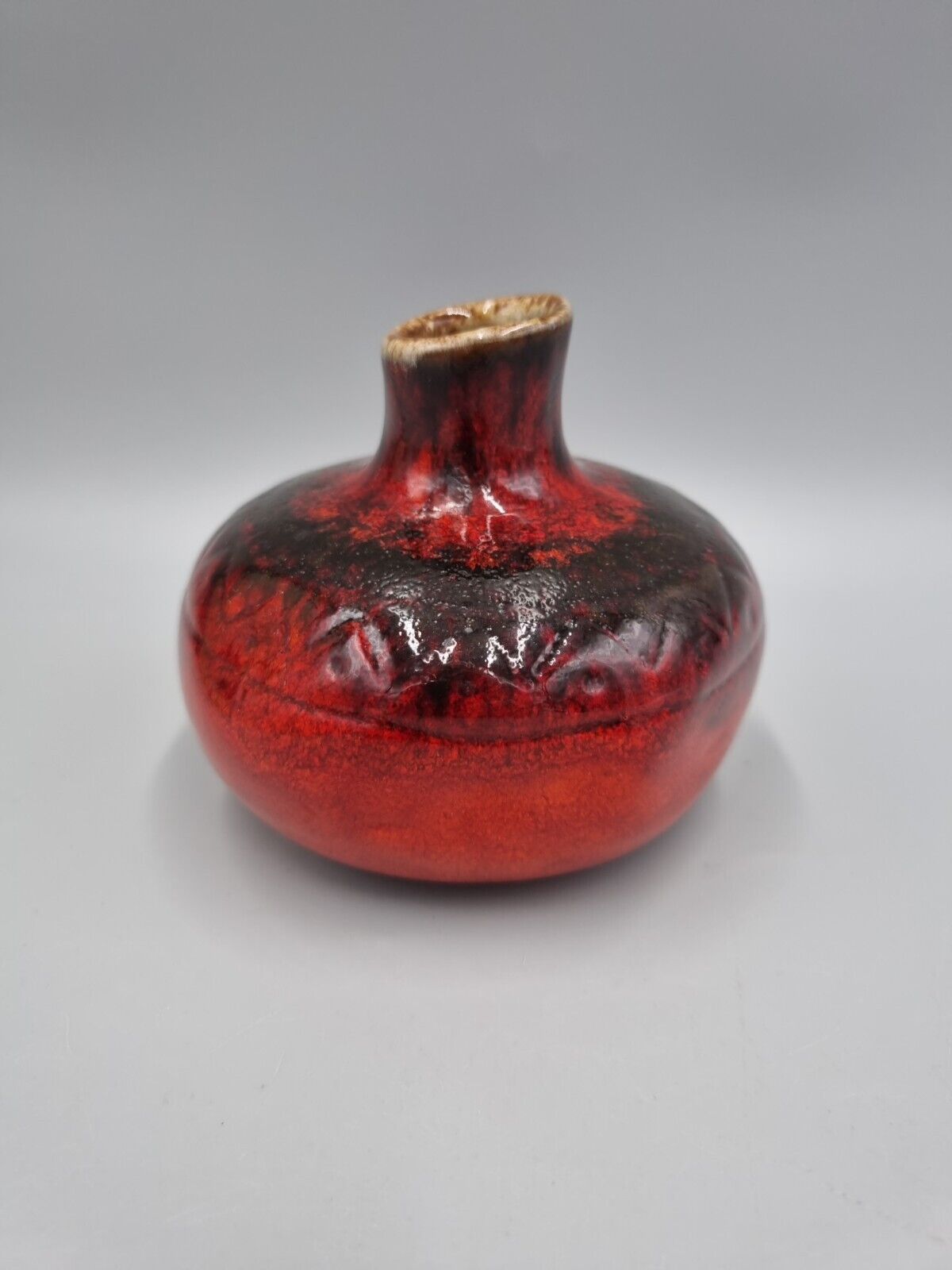 A Studio Pottery Squat Posy / Bud Vase By Estriceram, Canada, Jacques Garnier.