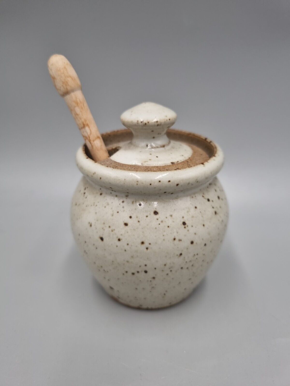 A Vintage Kersey Studio Pottery Condiment Pot, Fred Bramham & Dorothy Gorst.