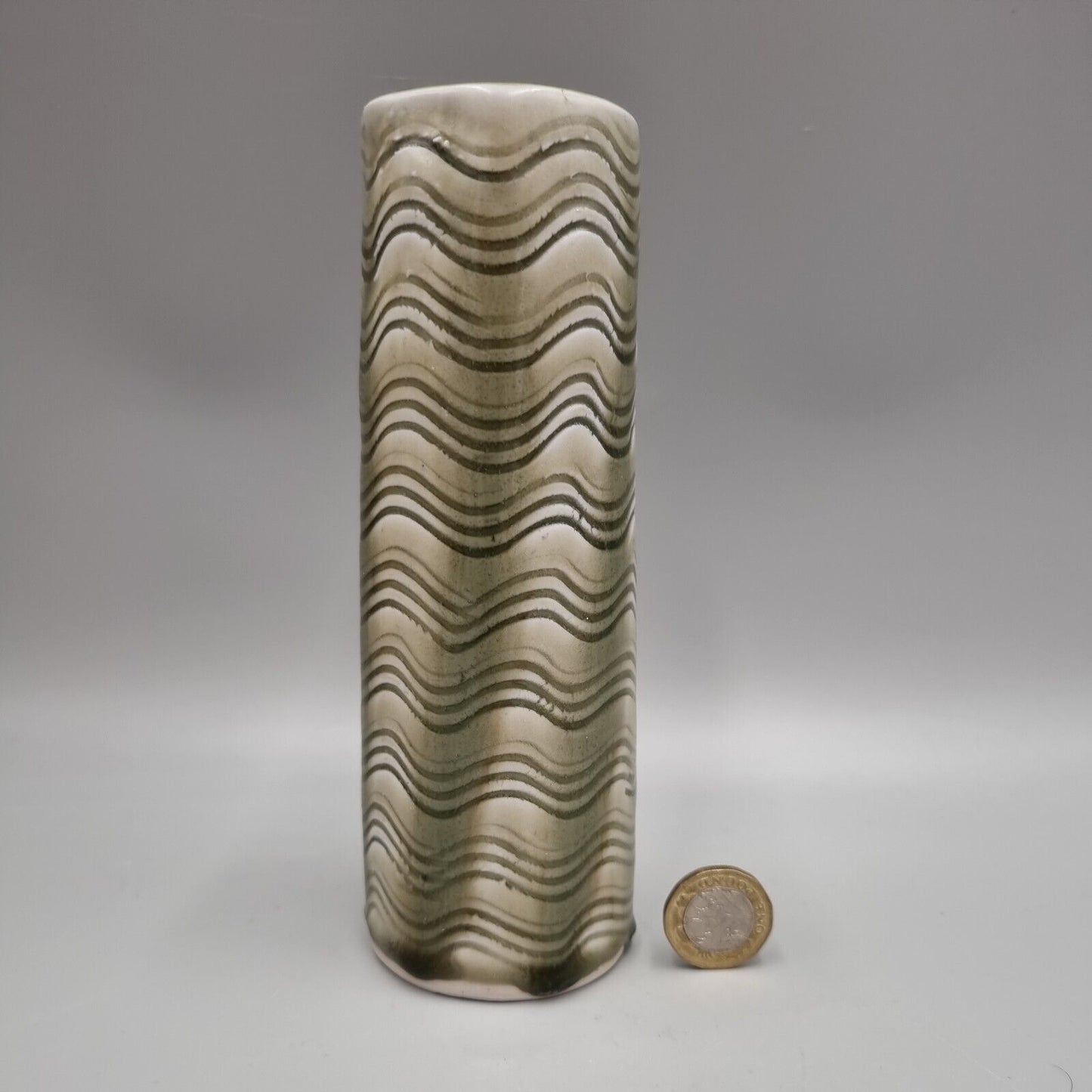 An Alan Wallwork Studio Pottery Glazed Cylinder Vase. VGC.