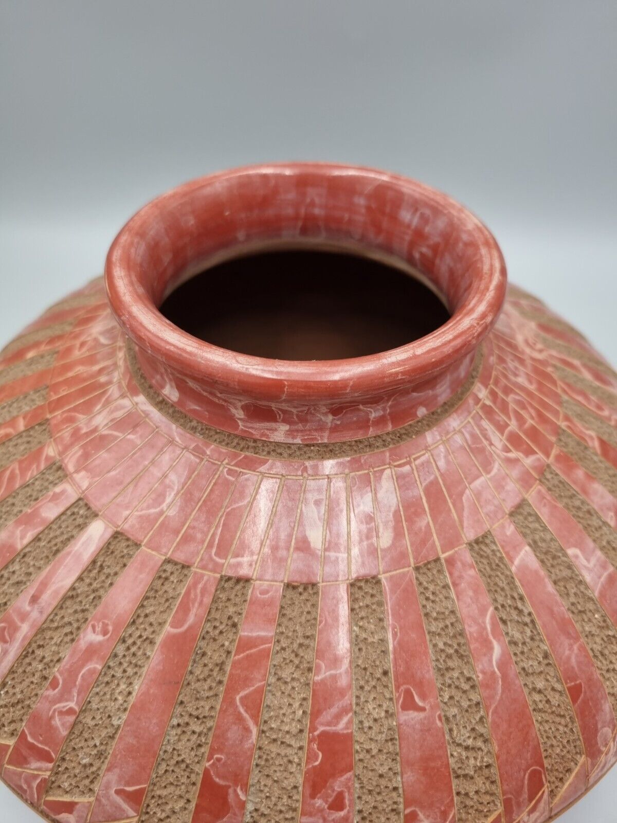 A Nicaraguan Art Pottery Carved Large Earthenware Vase By Paula Gutierrez.