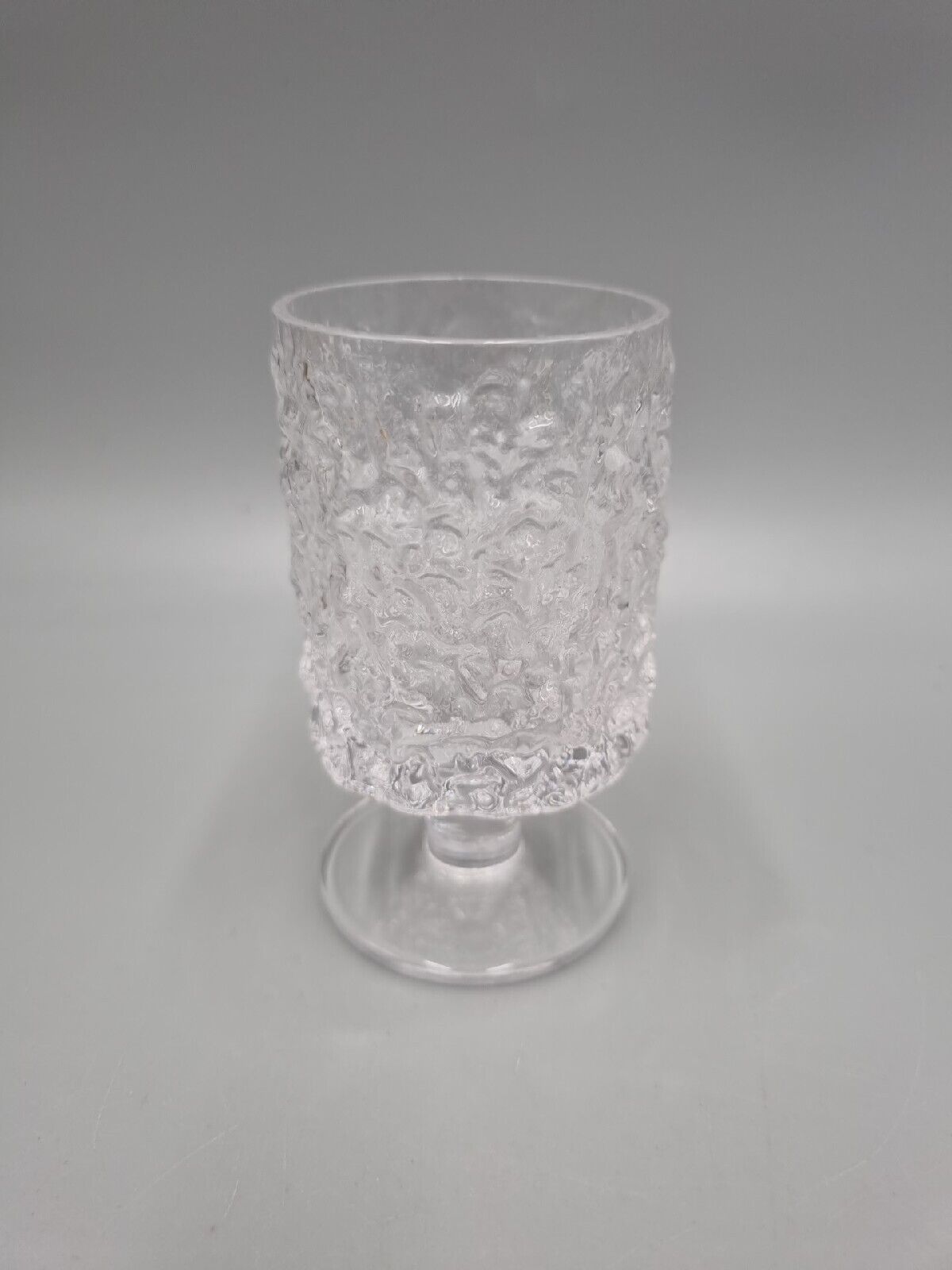 A Whitefriars Bark Glacier M142 Small Wine Glasses Baxter British