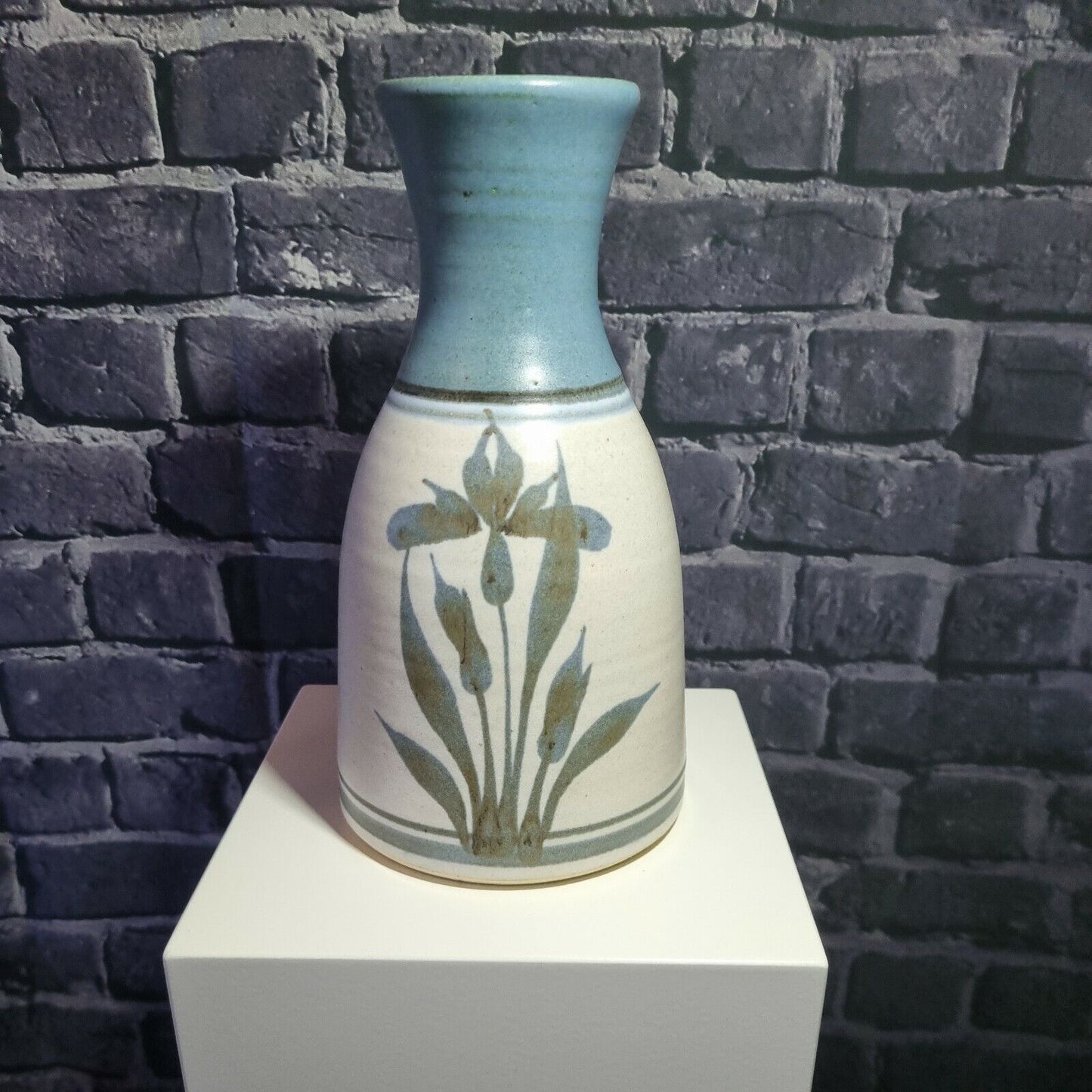 An Emerson Creek, Virginia, US, Studio Pottery hand painted large vase.