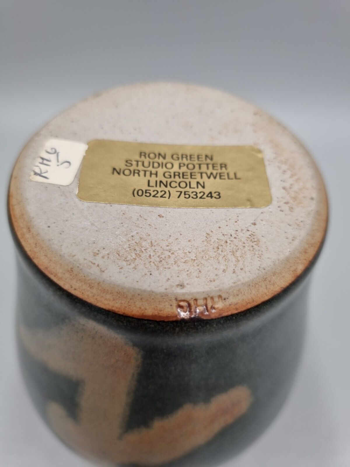 A Vintage Ron Green Studio Pottery Vase, Impressed & Labelled.