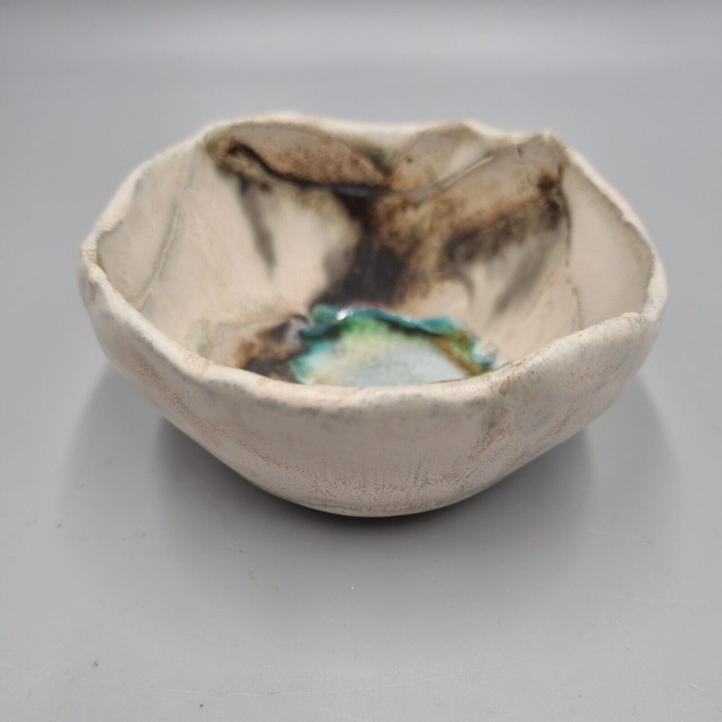 A Pair Of Studio Pottery Ceramic Sml Bowls By Amanda Murphy, Clashmore, Ireland.