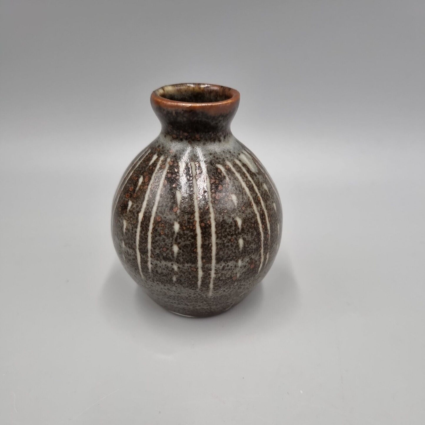 A Studio Pottery Bud / Posy Vase By Lowerdown Pottery David Leach. H-7.5cm, VGC.