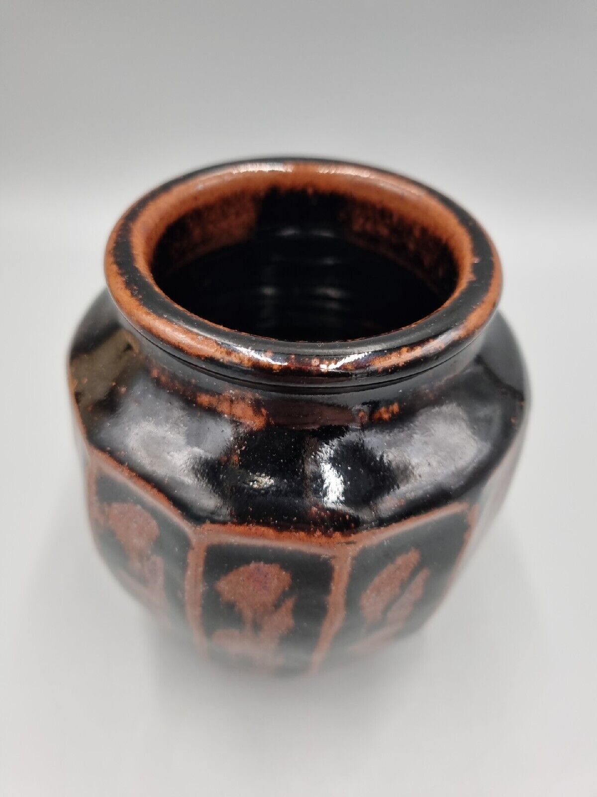 A Paul Green Studio Pottery Carved Footed Vase / Pot, Abbey Pottery.