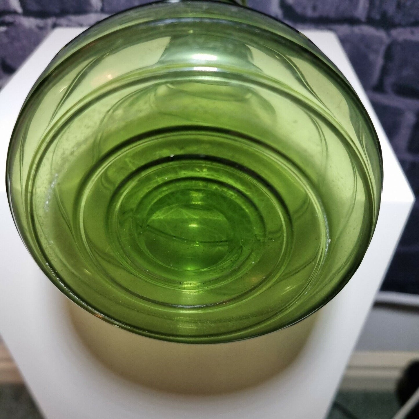 VINTAGE GLASS  Vase GREEN Hand-blown Spiral trail, crimp finish, Bohemian?