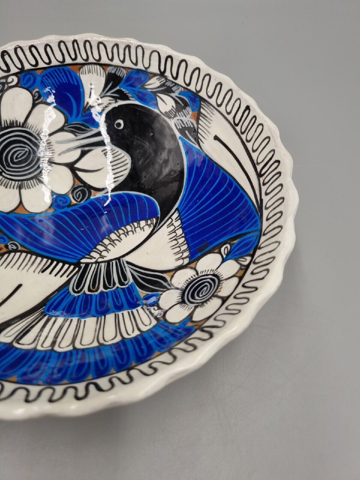 A Hand Painted Studio Footed Mexican Talavera Pottery Bowl, Bird Decoration.