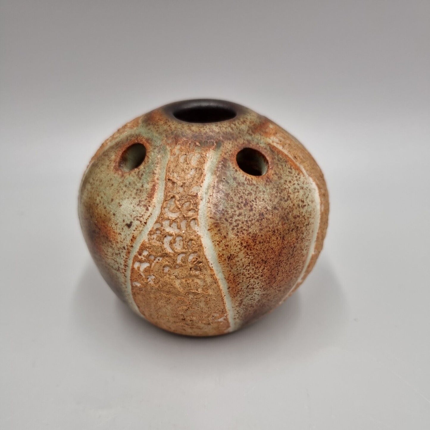 A Hugh West Studio Pottery Attractive Posy Vase / Frog, Incised 'HW' mark. VGC