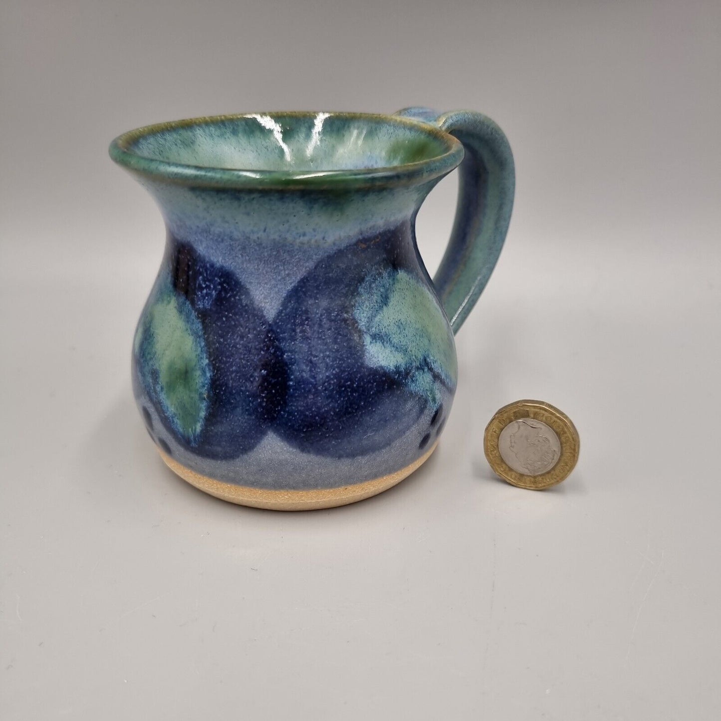 A Studio Pottery Ann Saward Small Mug, Cockington Pottery, Torquay.