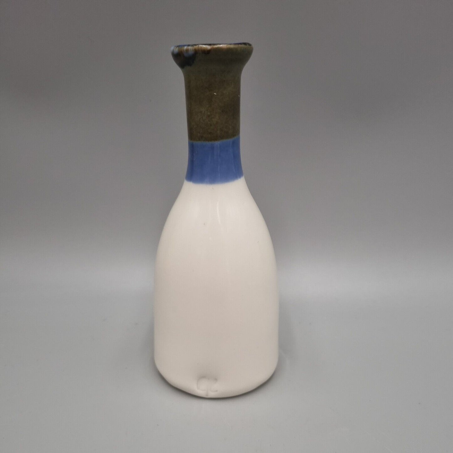 A Rachel Leary Porcelain Studio Pottery Bottle Milk Thistle Vase, VGC.