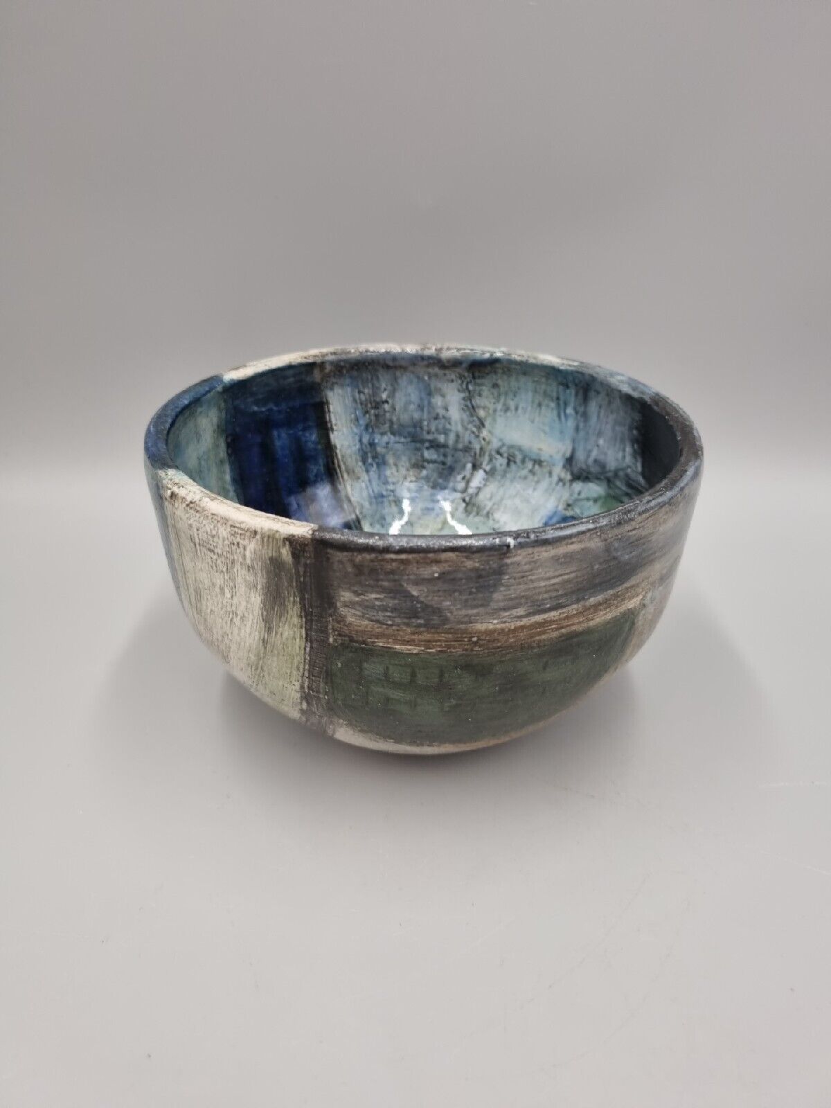 A Field Place Pottery Ceramic Deep Bowl By Jessica Jordan, Signed.