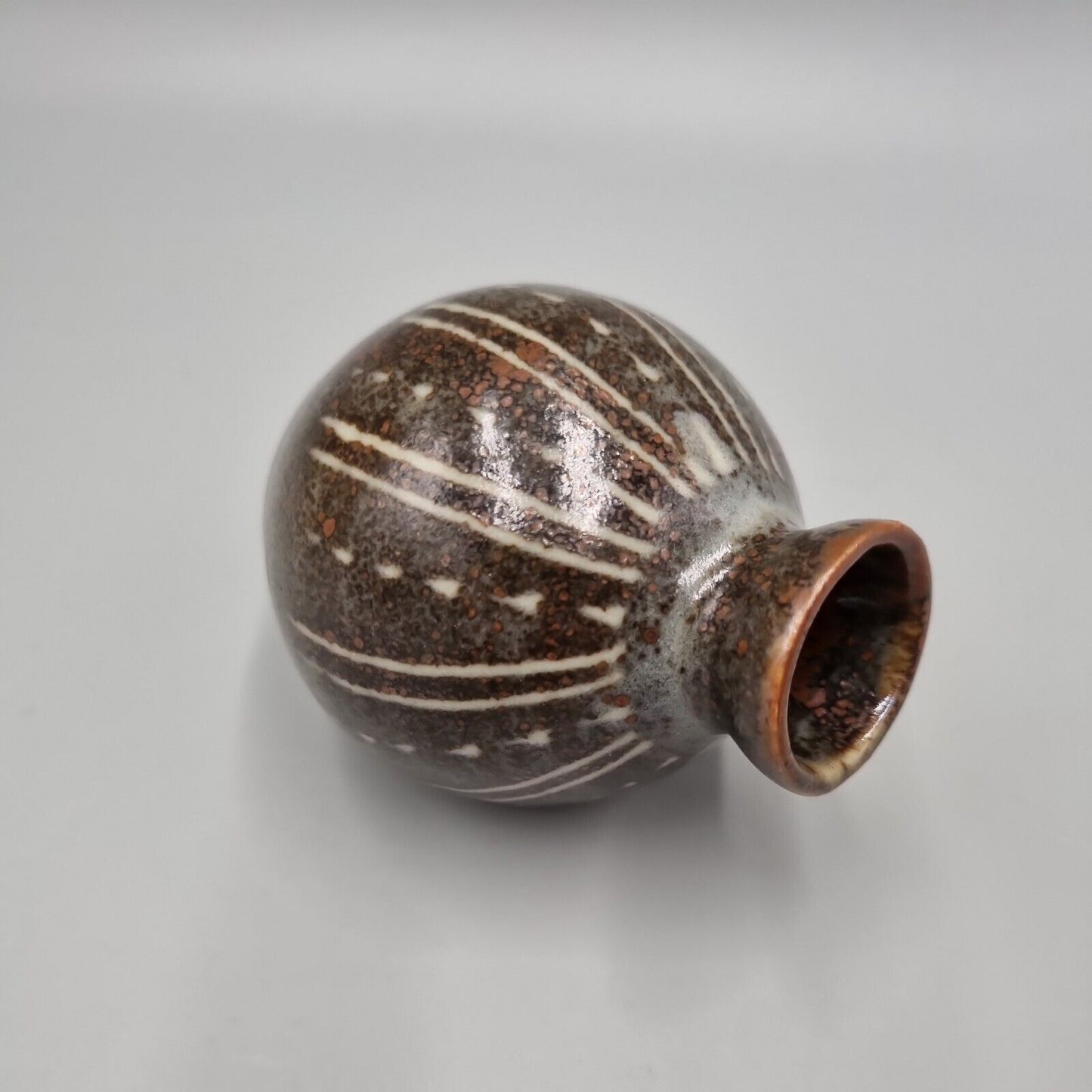 A Studio Pottery Bud / Posy Vase By Lowerdown Pottery David Leach. H-7.5cm, VGC.