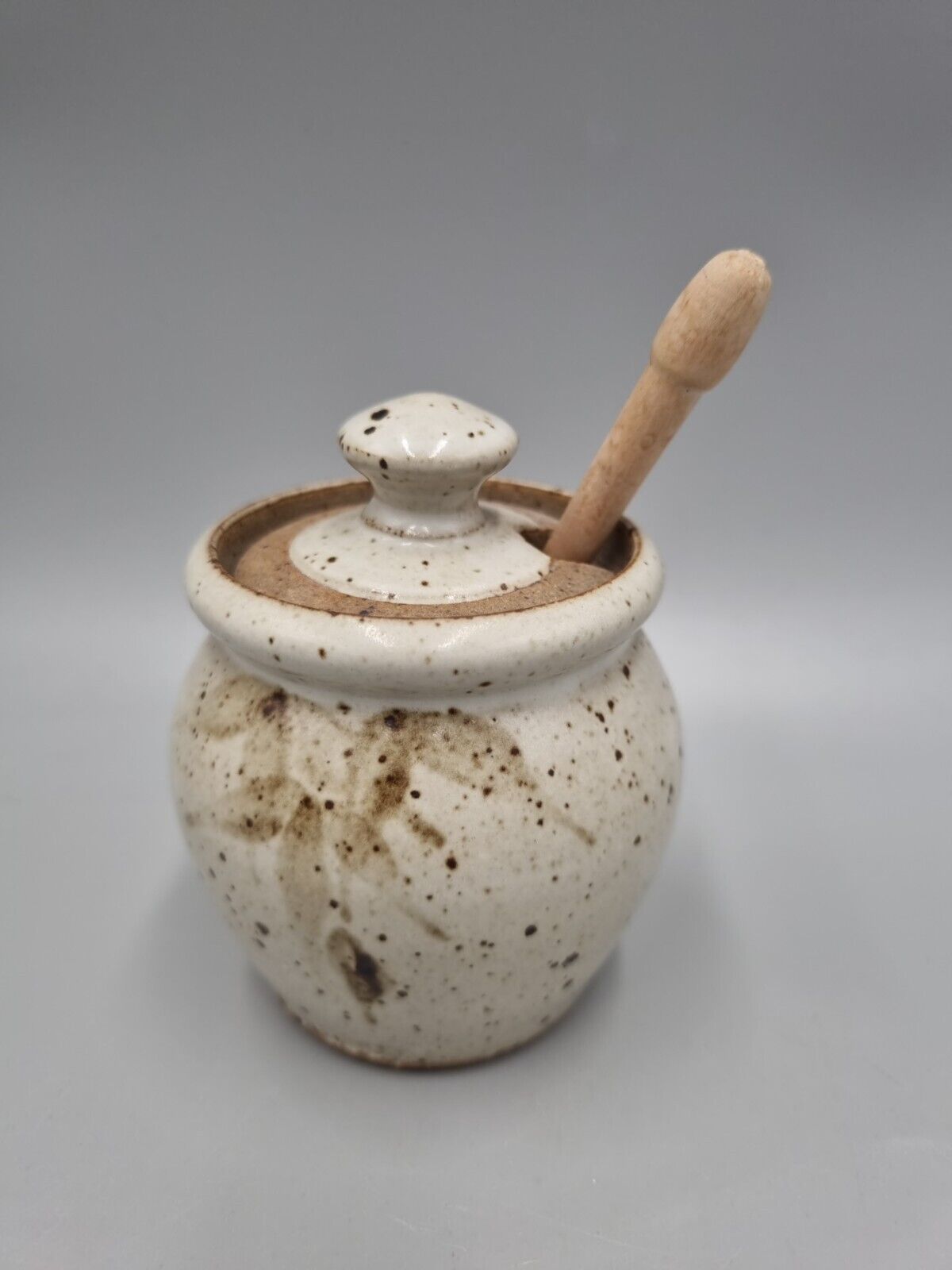 A Vintage Kersey Studio Pottery Condiment Pot, Fred Bramham & Dorothy Gorst.