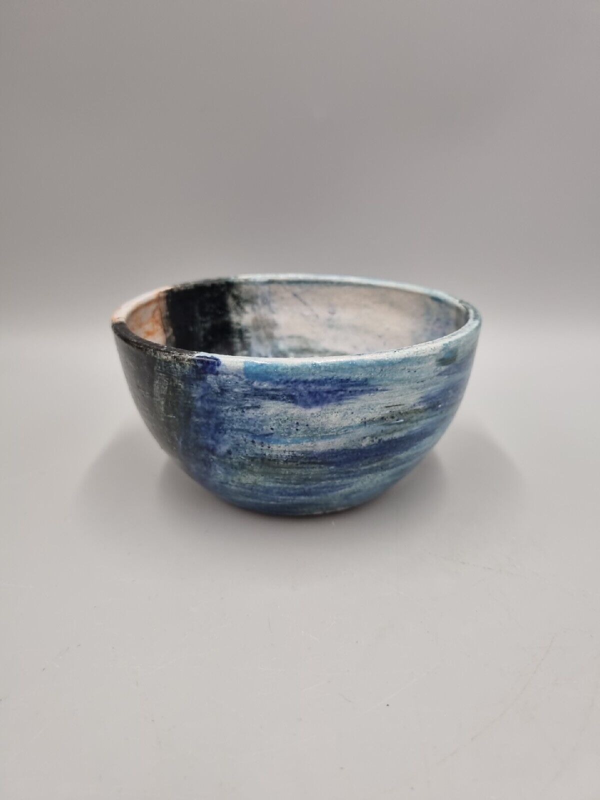 A Field Place Pottery Ceramic Bowl By Jessica Jordan, Signed.