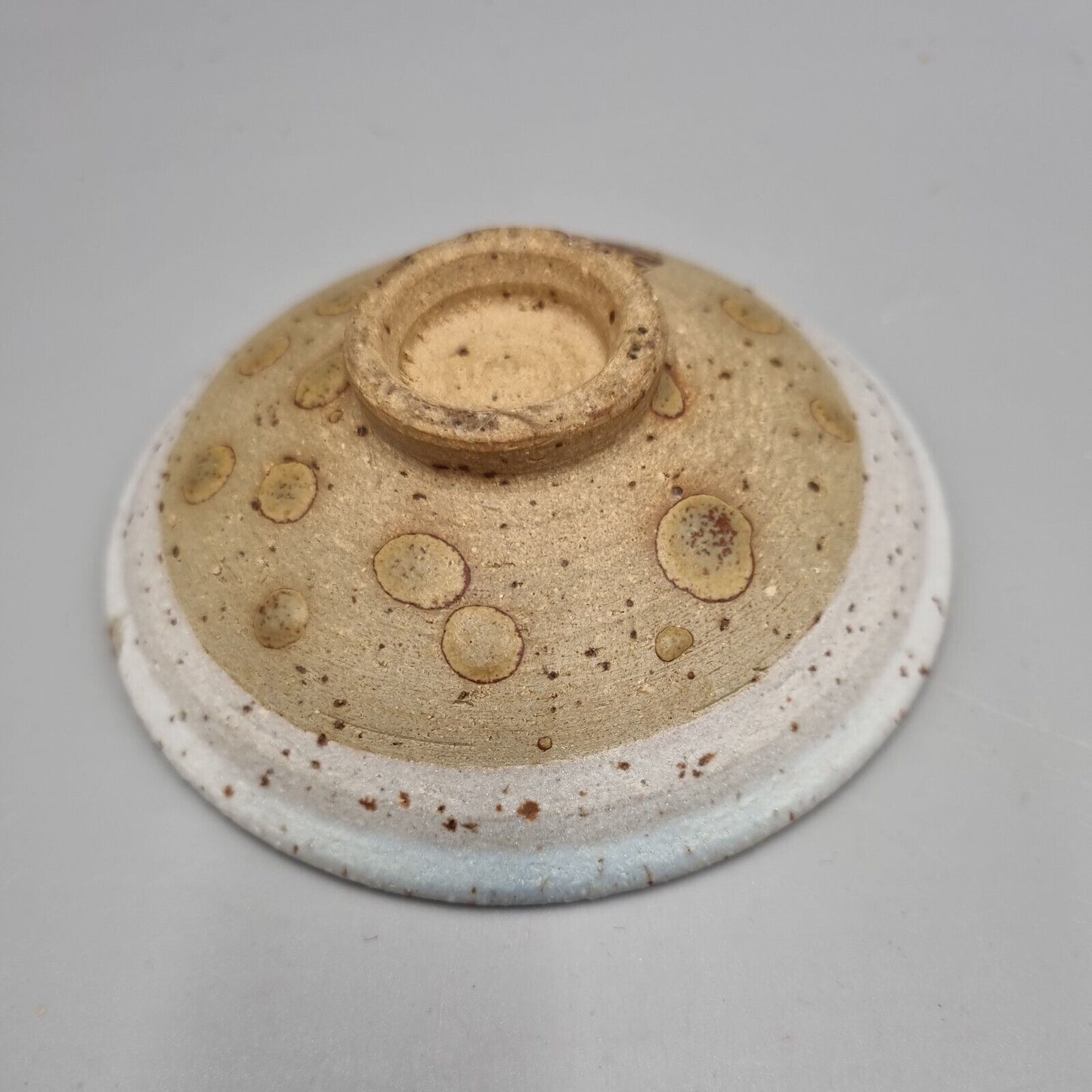 A Small Studio Pottery Footed Pin Dish / Bowl. VGC. Marked to Base.