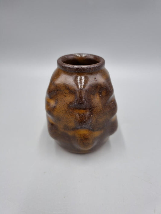 A Susan Threadgold Studio Pottery Small Knobbly Posy / Bud Vase. VGC.