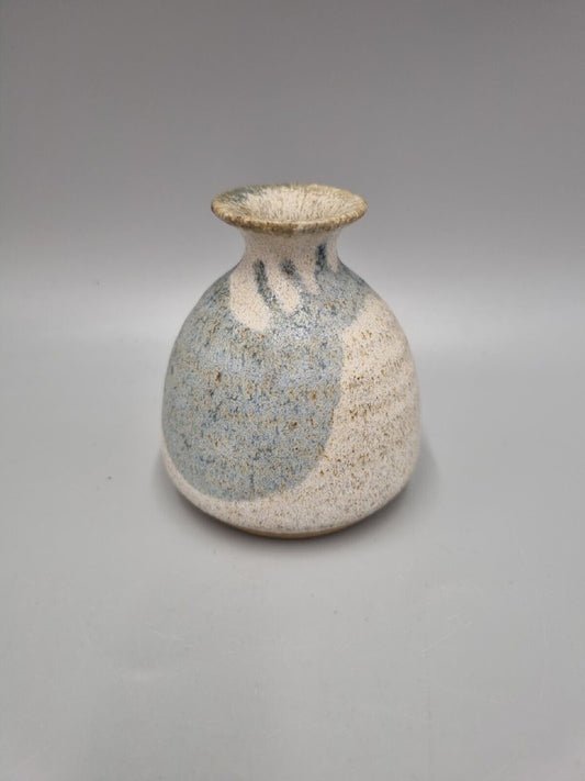 A Small Studio Pottery Bud Vase, Tolcarne Pottery, Roger Veal, Cornwall.