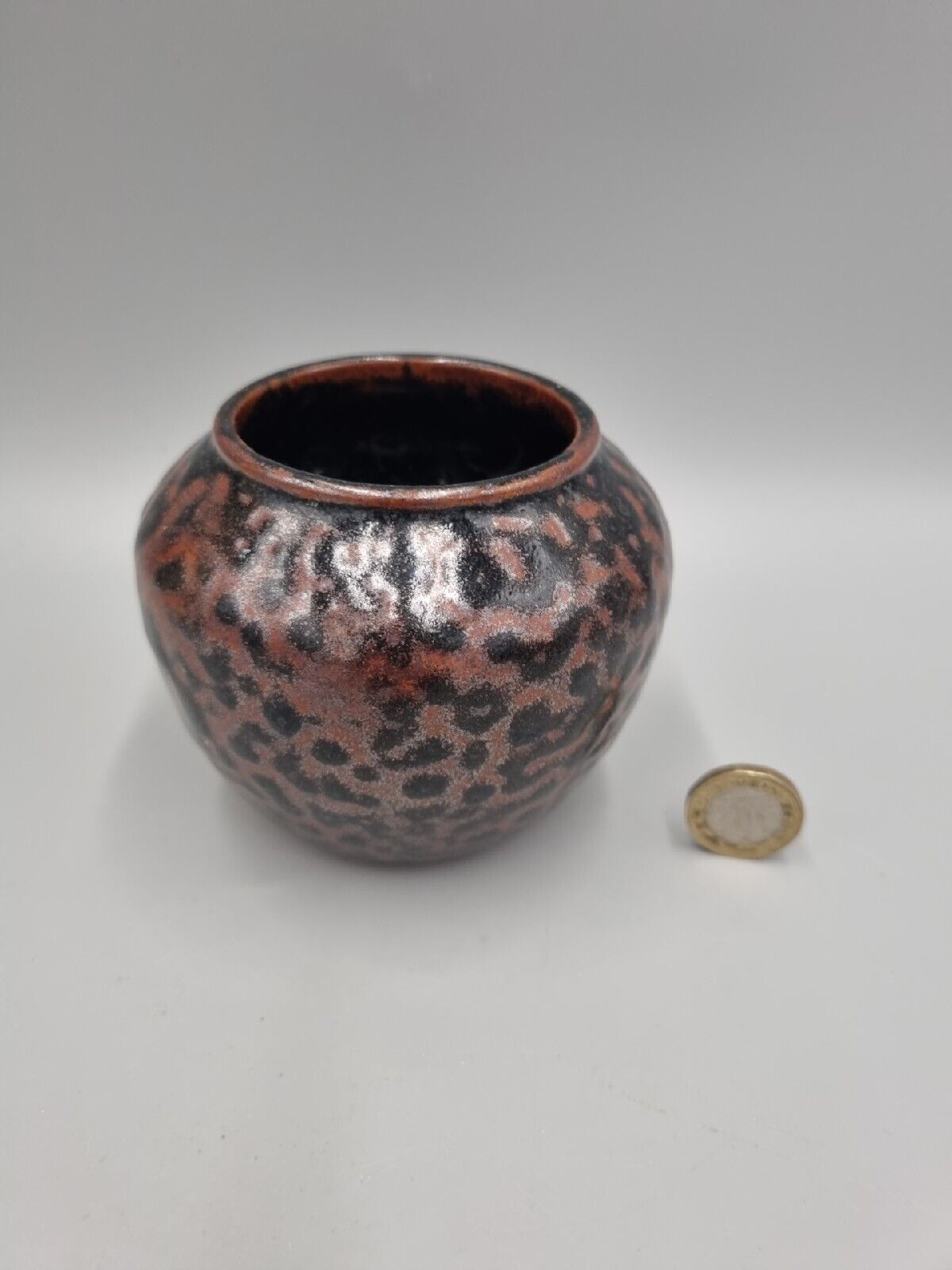 A Studio Pottery Small Pot / Tea Cup, Incised Makers Mark To Base.