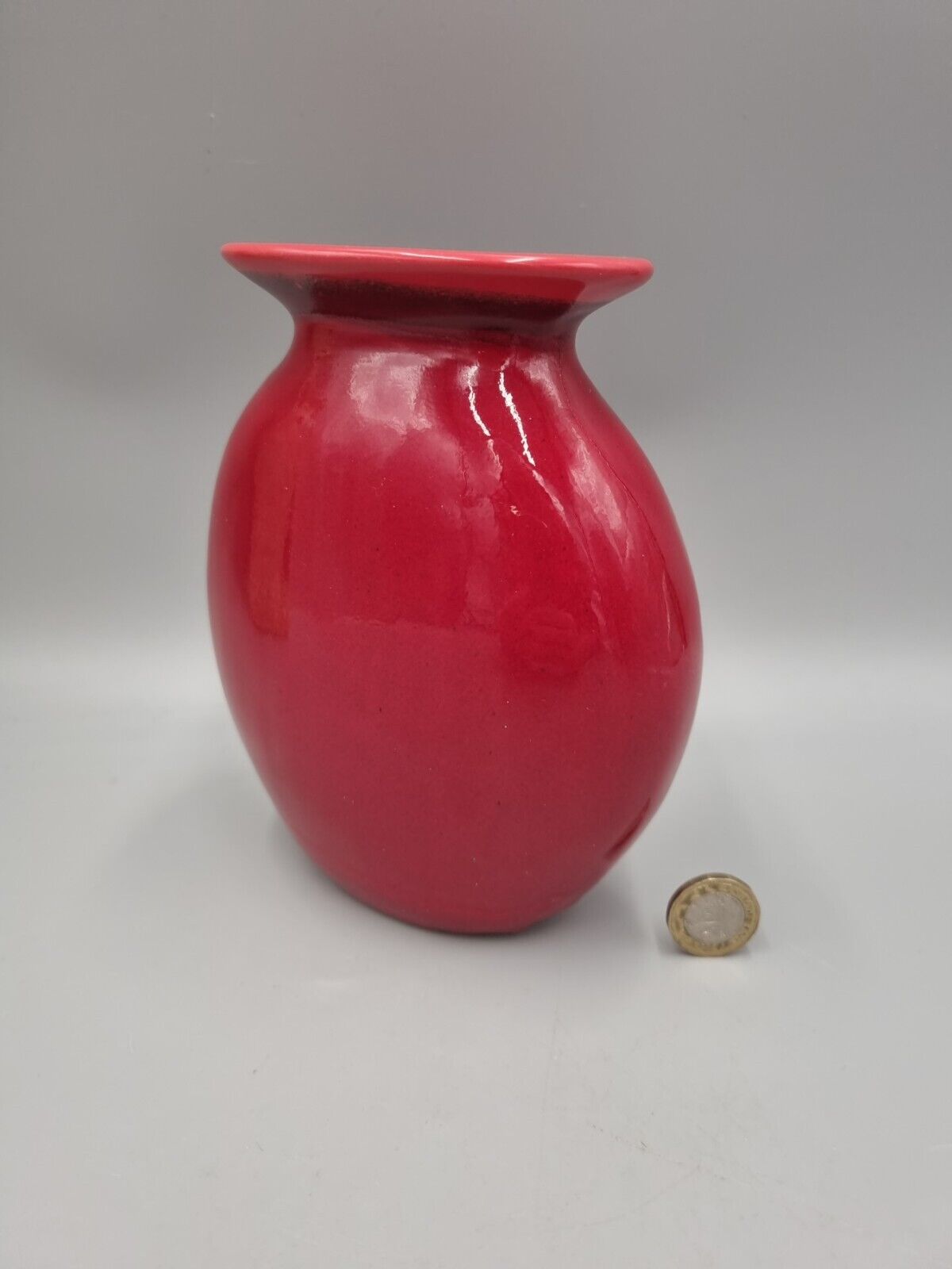 A Vintage Studio Pottery Red Ovoid Vase By Barbara Eigen, US Potter.