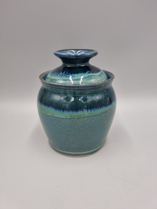 A Vintage Roseney Mill Studio Pottery Lidded Pot, Cornwall. VGC.