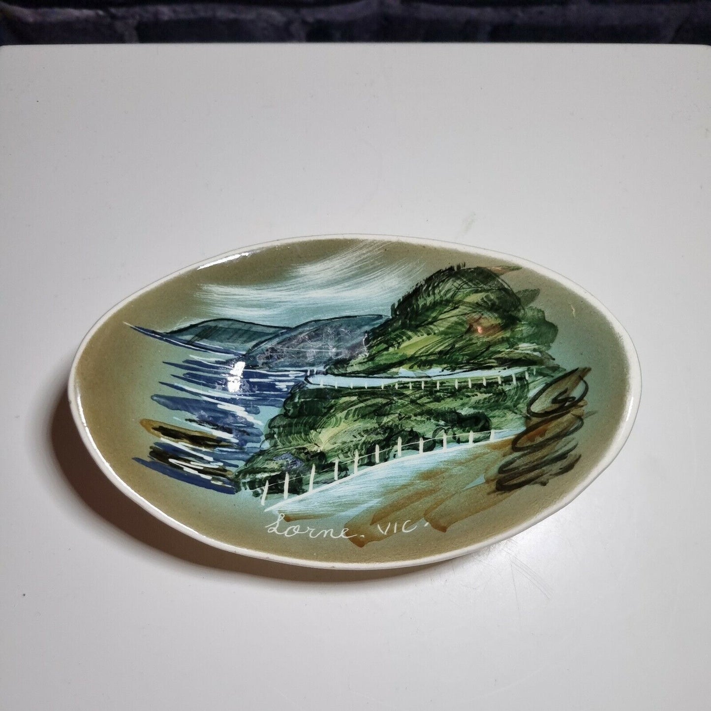 Studio Anna, Australian Pottery dish - vintage, hand painted, Lorne, Vic.design.