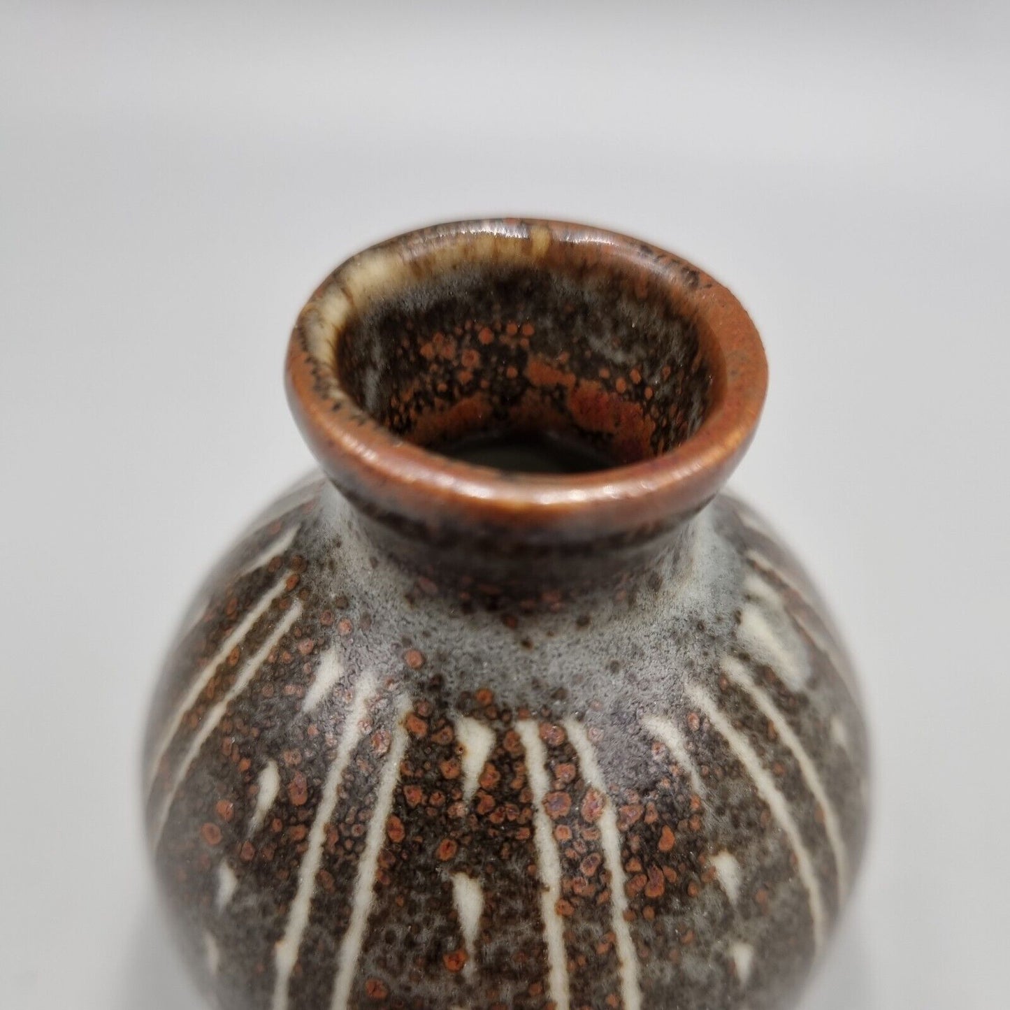 A Studio Pottery Bud / Posy Vase By Lowerdown Pottery David Leach. H-7.5cm, VGC.