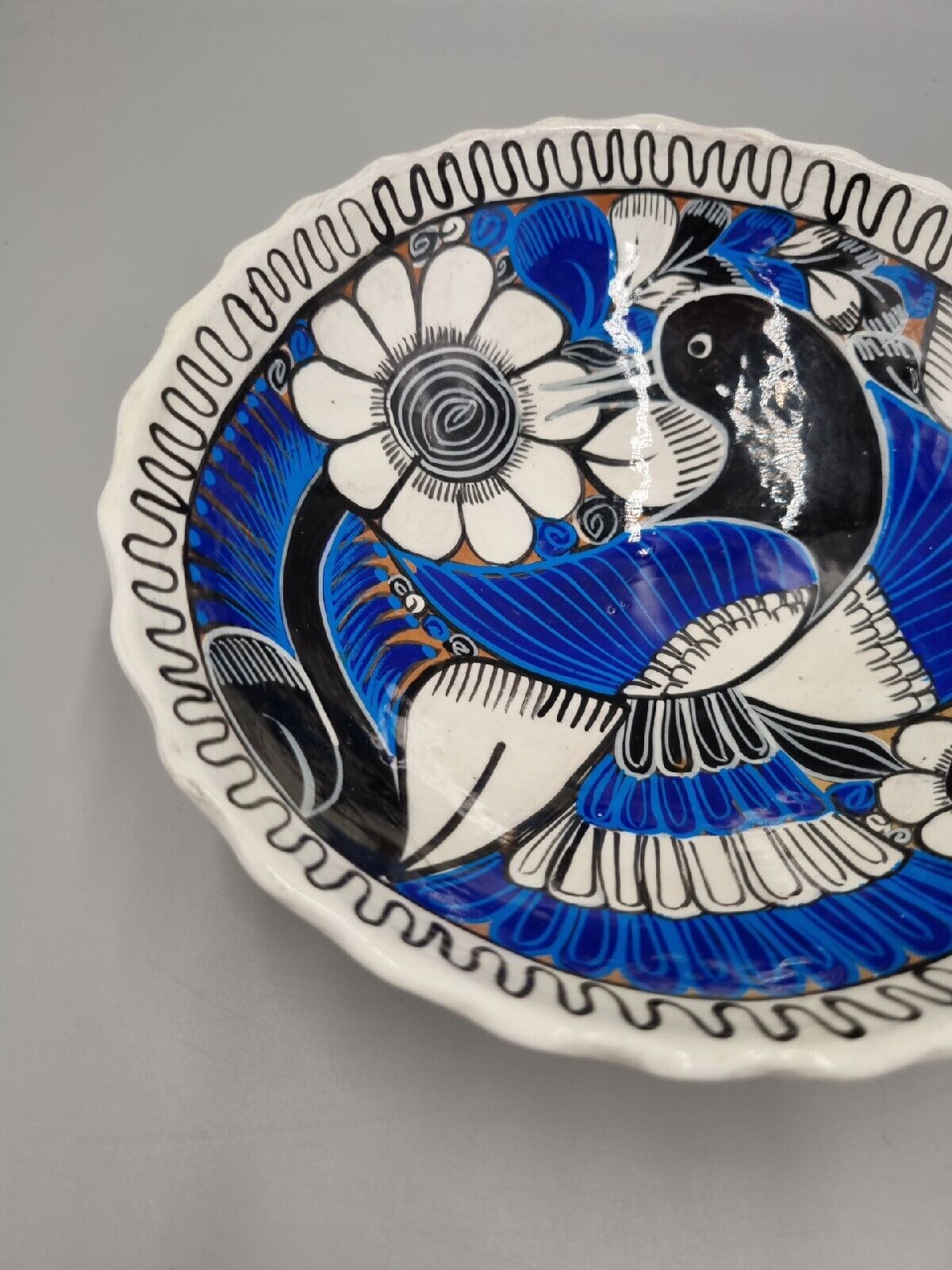 A Hand Painted Studio Footed Mexican Talavera Pottery Bowl, Bird Decoration.