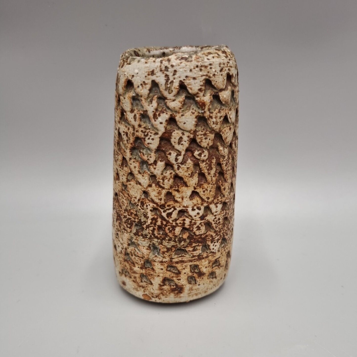 An Alan Wallwork Studio Pottery Impressed Short Cylinder Vase. VGC.