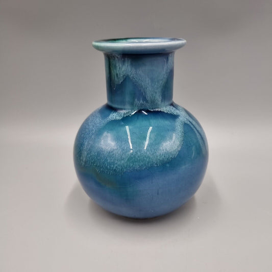 A Lamorna Studio Pottery, Cornwall, Blue Bud / Posy Vase. VGC.