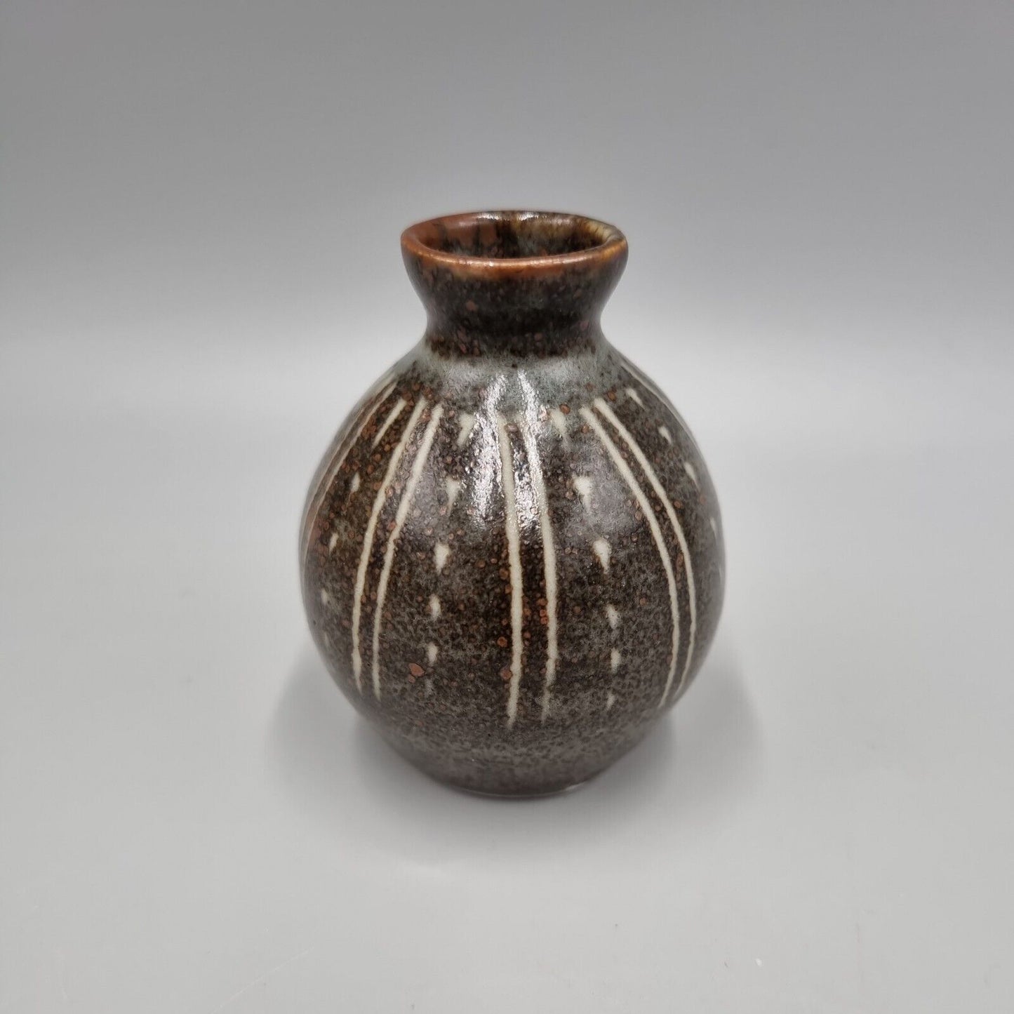 A Studio Pottery Bud / Posy Vase By Lowerdown Pottery David Leach. H-7.5cm, VGC.