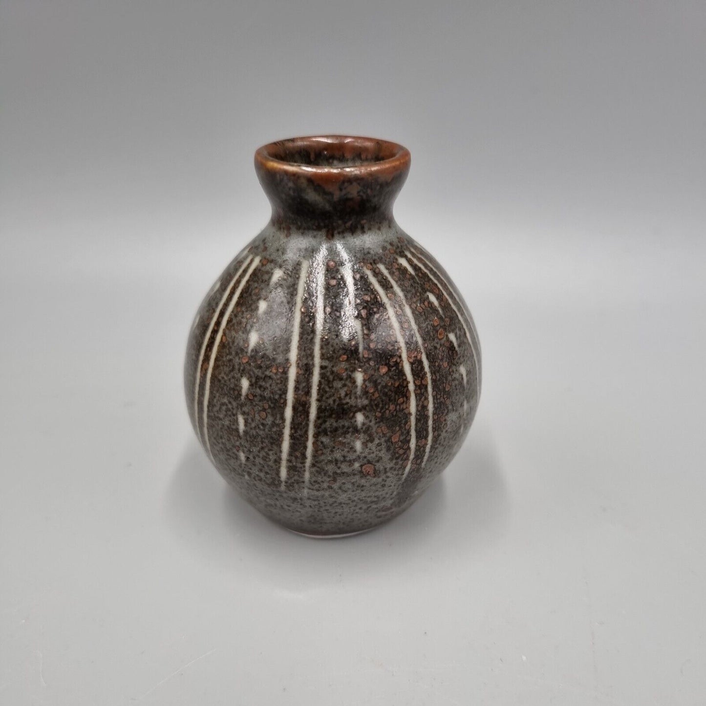 A Studio Pottery Bud / Posy Vase By Lowerdown Pottery David Leach. H-7.5cm, VGC.