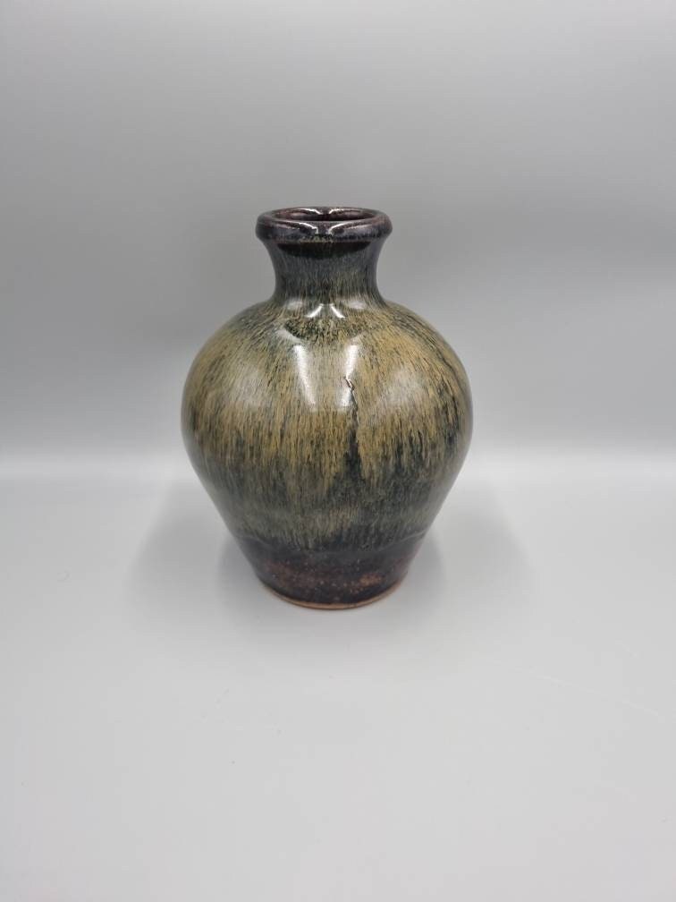 Trevor Corser (1938-2015) Leach Studio Pottery Vase With Dripped Nuka Glaze.