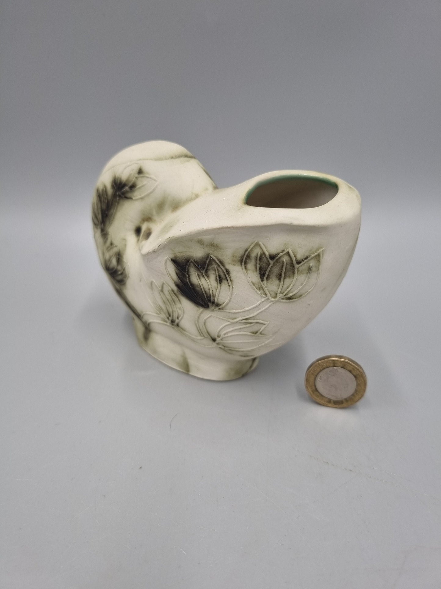 A Carn Studio Pottery Small Shell Nautilus Posy / Bud Vase, Form N66.